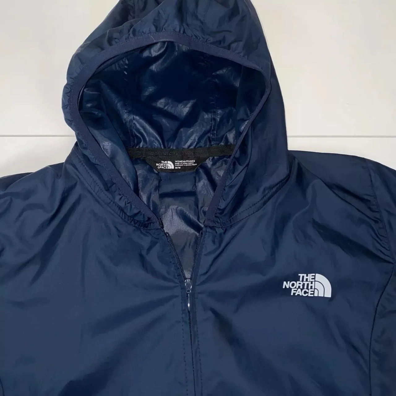 Preowned The North Face Womens Lightweight Jacket Windbreaker Size M Navy TNF Windwall.