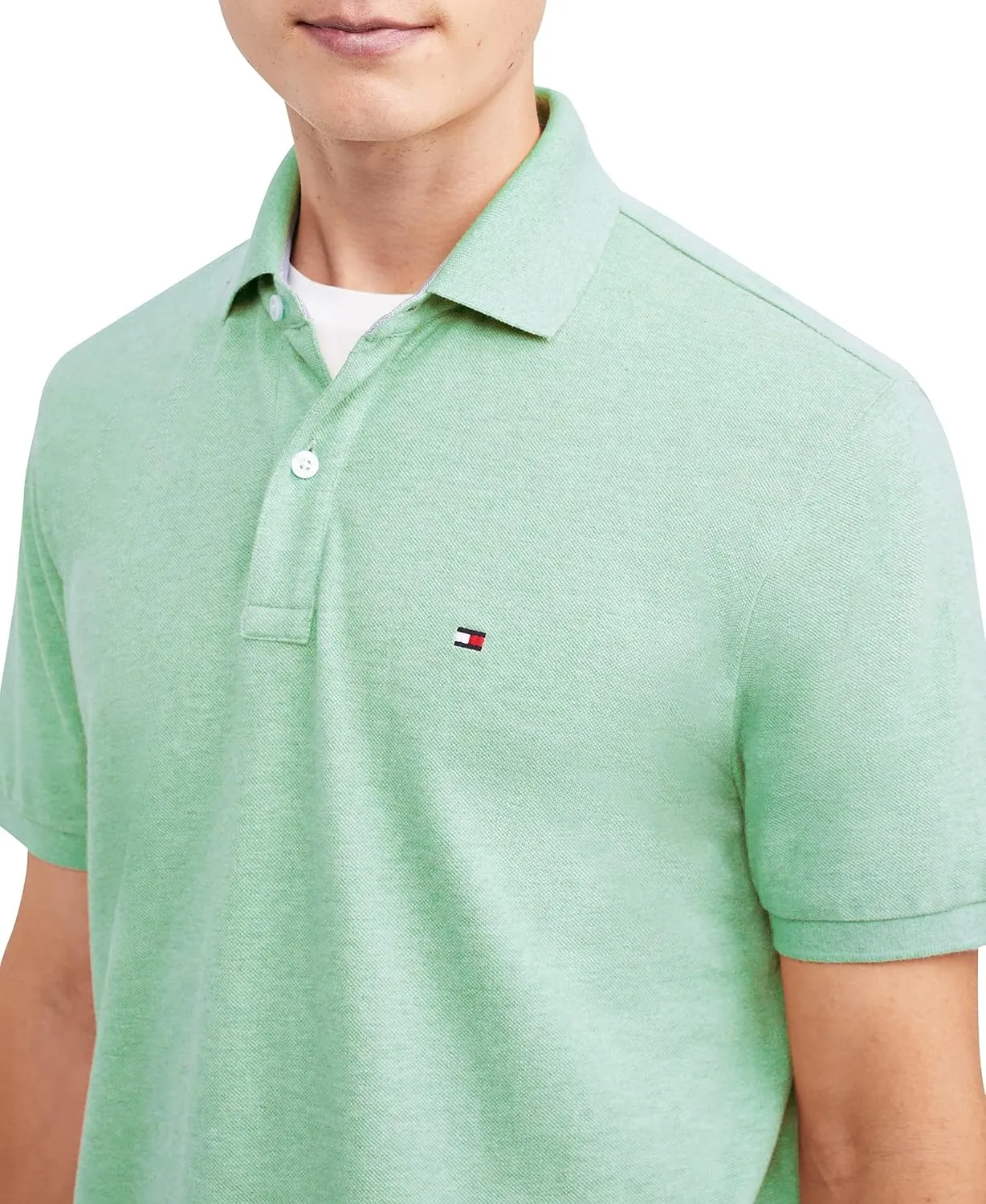 Tommy Hilfiger Men's Short Sleeve Cotton Pique Polo Shirt in Regular Fit